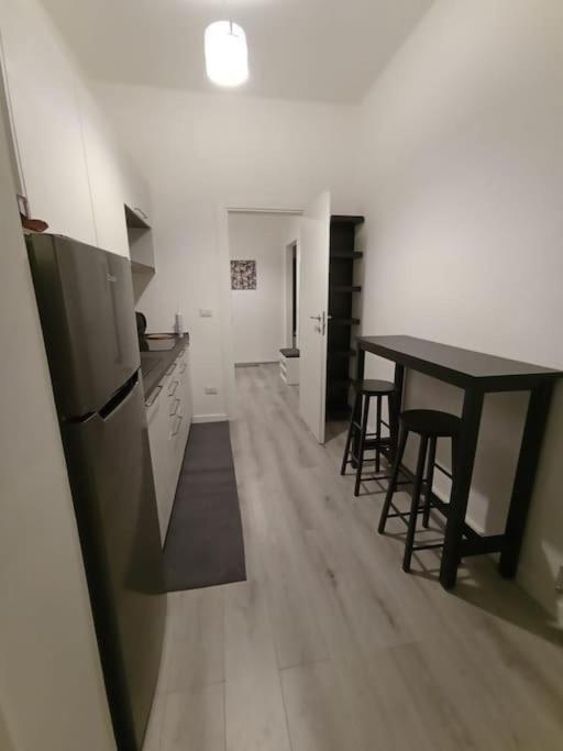 Andrea Central Apartment Барі Екстер'єр фото